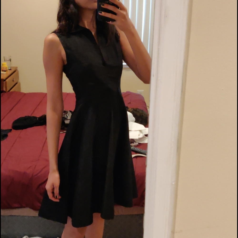 Huminska sleeveless black dress